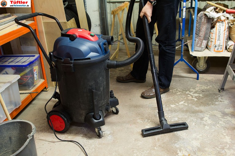 BAUTEC Profi Nass- & Trockensauger 3400 Watt, 3 Motoren, 100