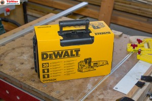 Test-DeWalt-DW682K-Lamellenduebelfraese-verpackung