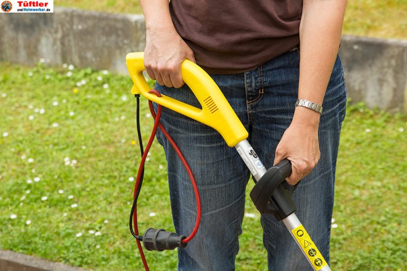 gloria-multibrush-fugenreiniger-test-handhabung-frau - Tueftler-und ...