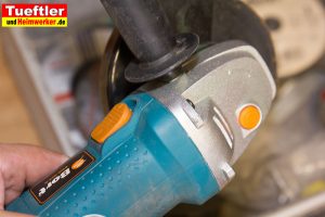 winkelschleifer-bort-bws-905-test-arretierung