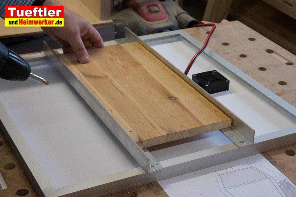 DIY-Solarmodul-Ueberwachungskamera-Solarmodul-Brett-Einsetzen