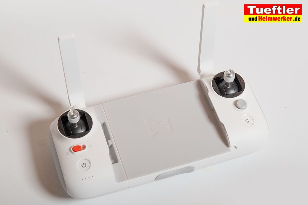 Drohne-Test-FIMI-X8-SE-Fernsteuerung