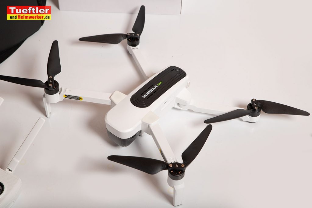 Drohne-Hubsan-H117S-Zino-Test-Aufgeklappt