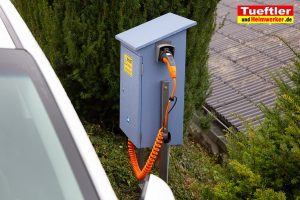 Ladestation-Wallbox-Typ2-Halter-Aussen-Elektromobilitaet-3D-Modell