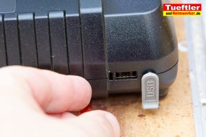 Makita-DUC353PT2-Test-DUC353Z-Ladegeraet-USB