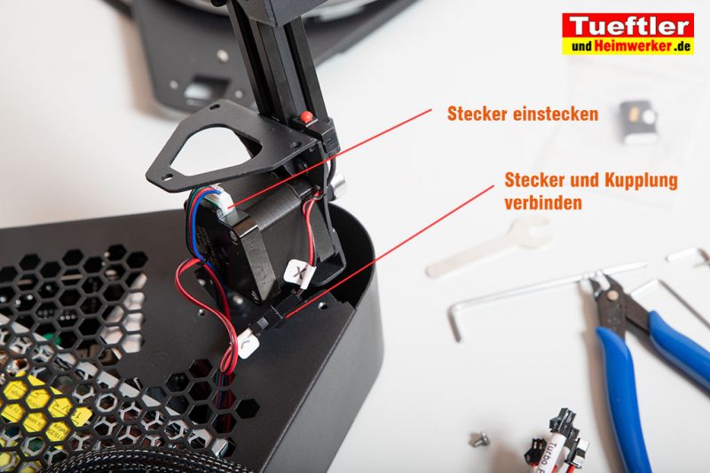 Flsun-Q5-Delta-3D-Drucker-Tutorial-Aufbau-Stecker-Schrittmotor