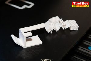 das-Filament-PETG-weiss-test-stuetzstruktur-entfernen