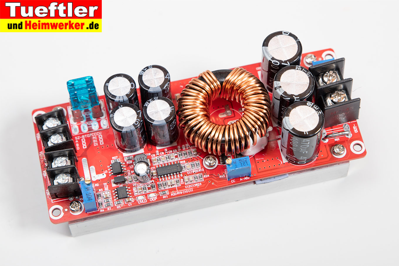 Von 12V Batterie auf saubere 12,0V stabilisieren 