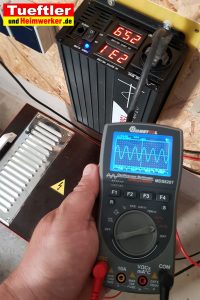 Günstiger Sinus Wechselrichter 24V nach 230V 1500W Test