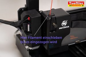 Mingda-Magician-X-Tutorial-Filament-einziehen