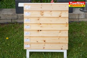 Farbvergleich-im-Aussenbereich-Test-transparente-Versieglungen-Lacke-Oele