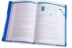 Photovoltaik-Grundlagen-Planung-Betrieb-Aufgeblaettert-400