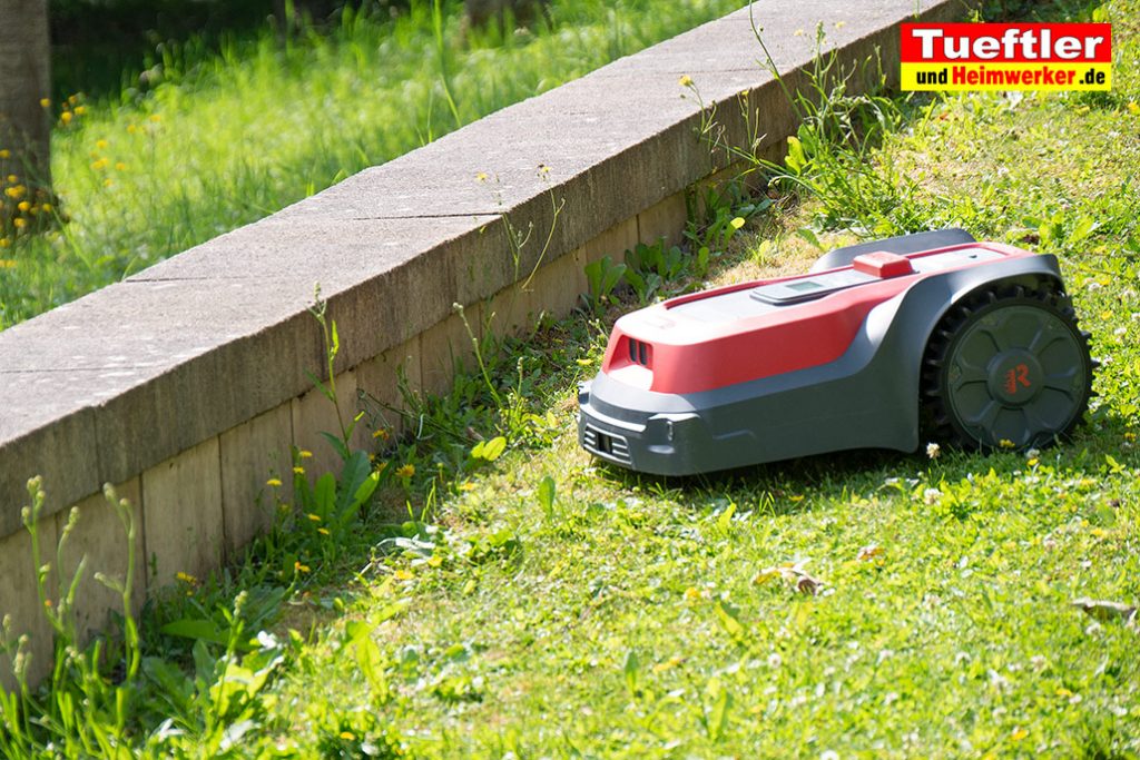 Roboup Test Rasenmähroboter ohne Begrenzungsdraht und mit KI