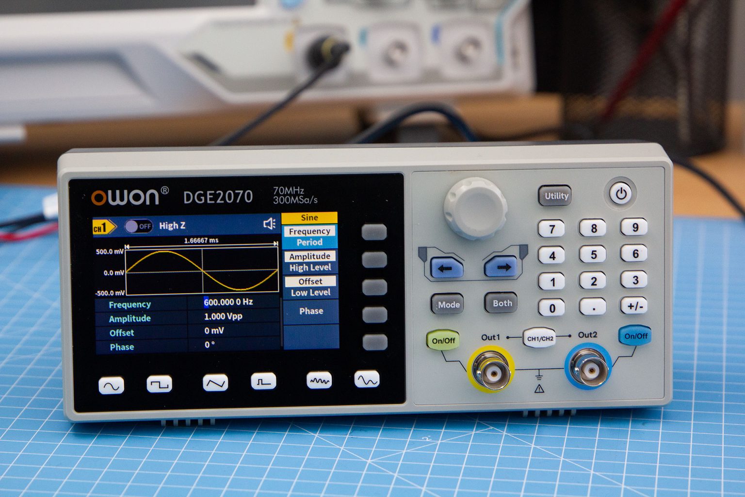 Funktionsgenerator Owon DGE2070 Test und Tutorial für Einsteiger